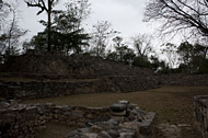 Small Acropolis Edifice XLII at Yaxchilan Ruins - yaxchilan mayan ruins,yaxchilan mayan temple,mayan temple pictures,mayan ruins photos